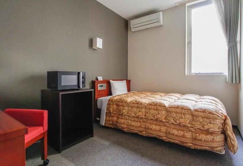 Отель Livemax Budget Hamamatsu Ekimae