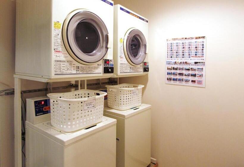 Отель Livemax Budget Hamamatsu Ekimae