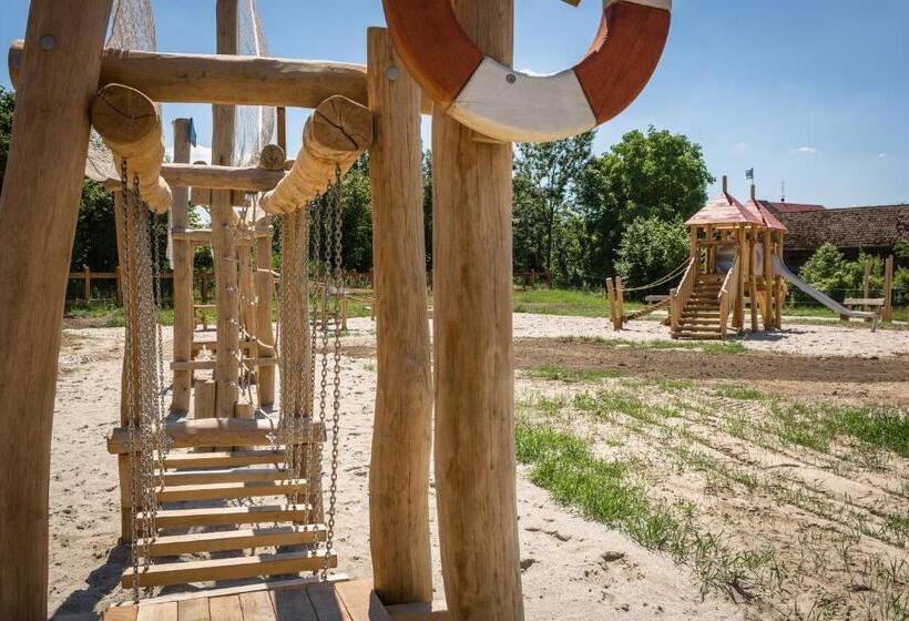 בית מלון כפרי Naturum