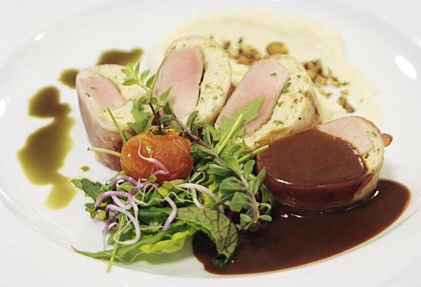 هتل Ośrodek Wczasowy Paradise