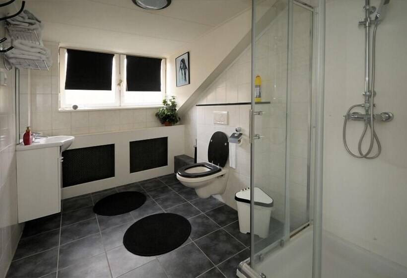 هتل Pension Auberge De Dael