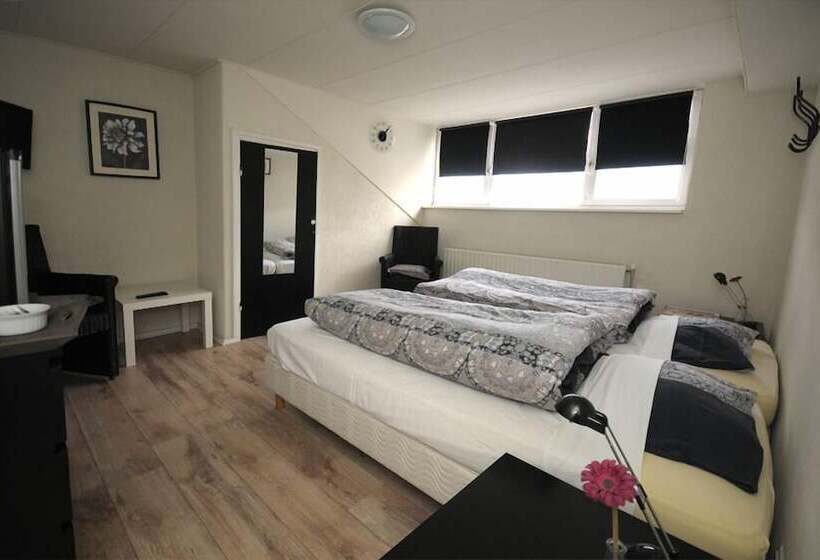 هتل Pension Auberge De Dael