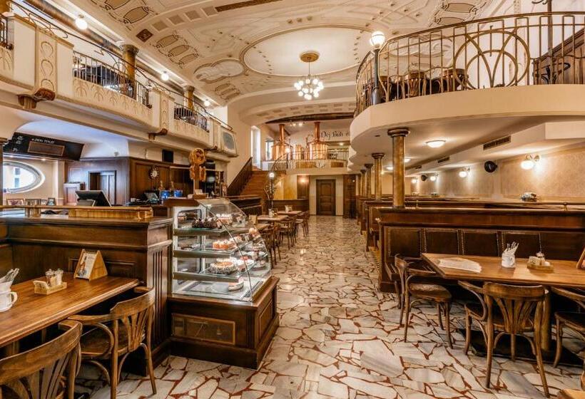 Wellness Hotel Pivovar Monopol