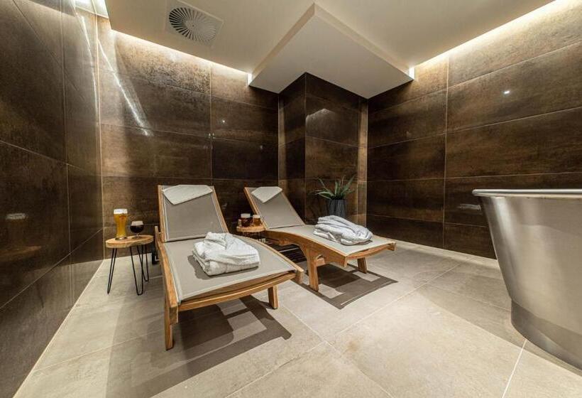 Wellness Hotel Pivovar Monopol