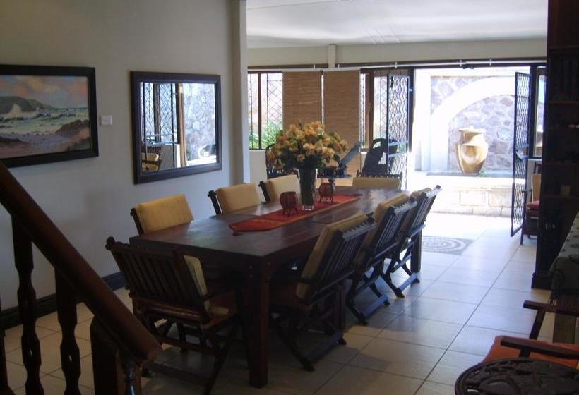 Отель Red Tudor B&b