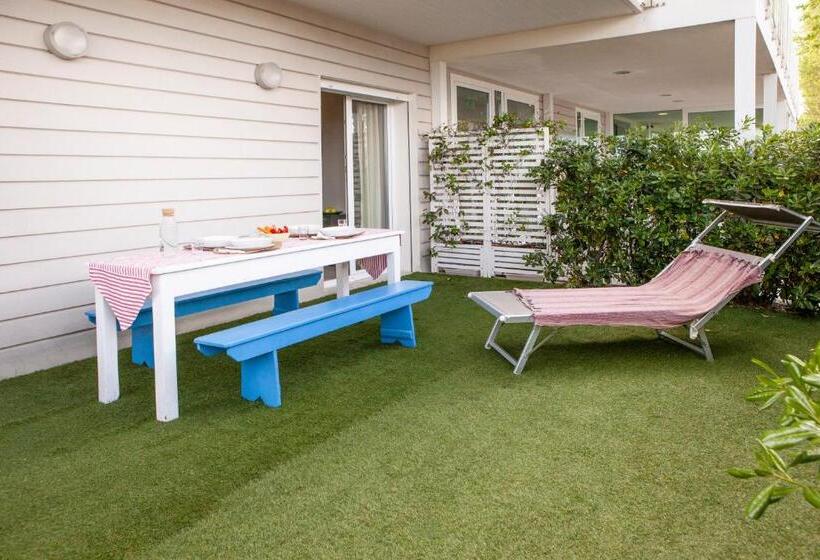 هتل Residence Sunrise Cesenatico