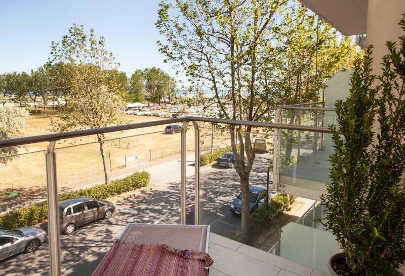 هتل Residence Sunrise Cesenatico