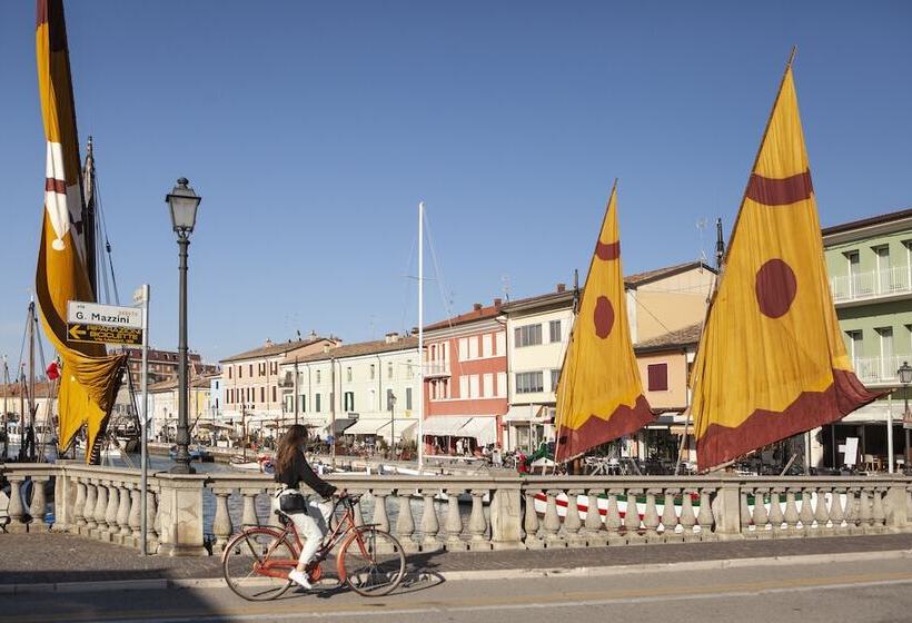 هتل Residence Sunrise Cesenatico