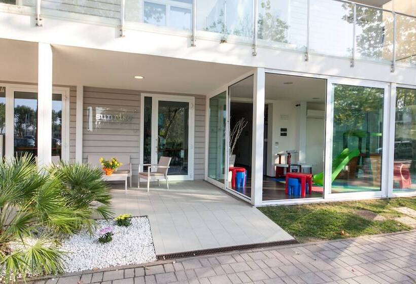 هتل Residence Sunrise Cesenatico