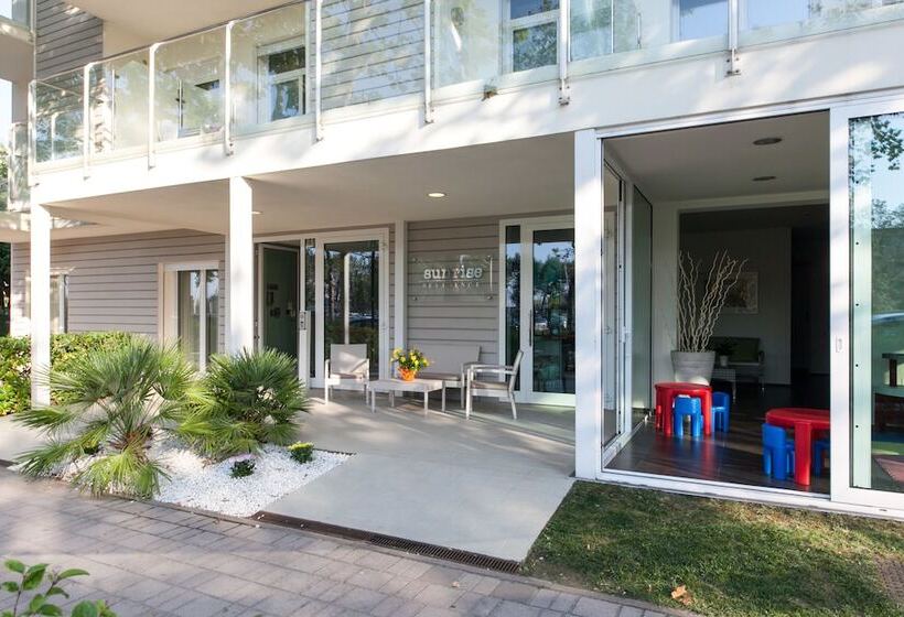هتل Residence Sunrise Cesenatico