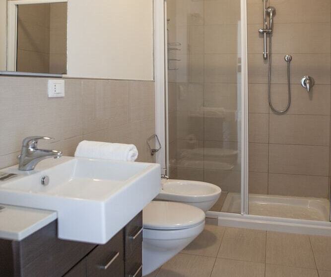 هتل Residence Sunrise Cesenatico