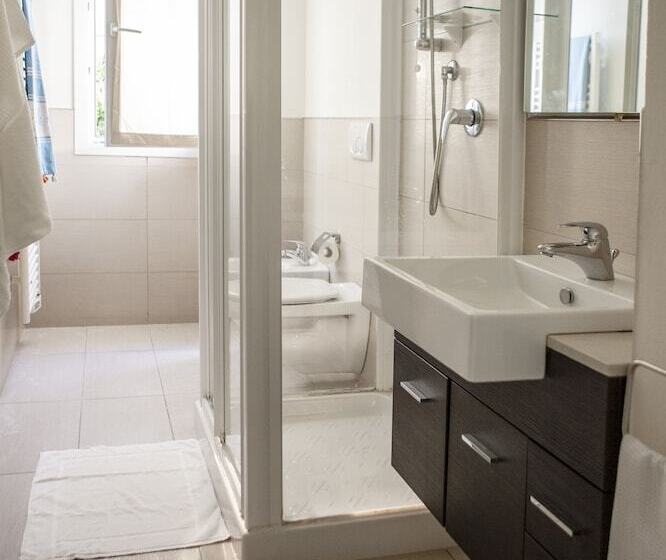 هتل Residence Sunrise Cesenatico