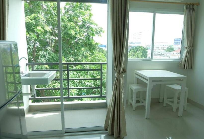 Отель Sawairiang Place