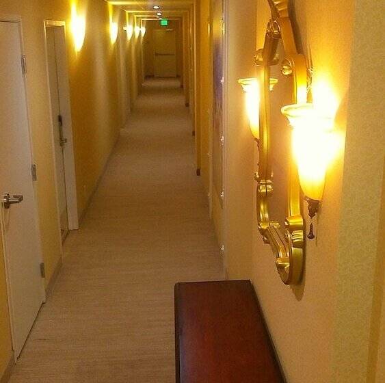 Sens Hotel & Vanne Bistro Berkeley