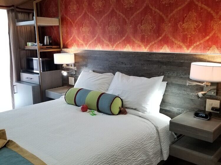 Sens Hotel & Vanne Bistro Berkeley