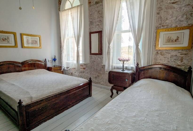 酒店 Son Vapur Kuleli Konukevi