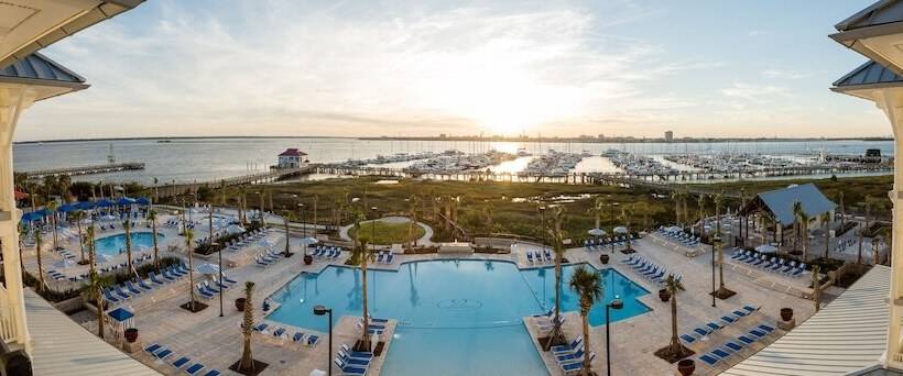 בית מלון כפרי The Beach Club At Charleston Harbor Resort And Marina