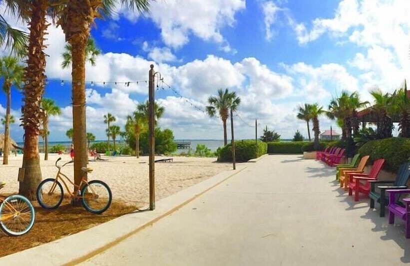 ホテル The Beach Club At Charleston Harbor Resort And Marina