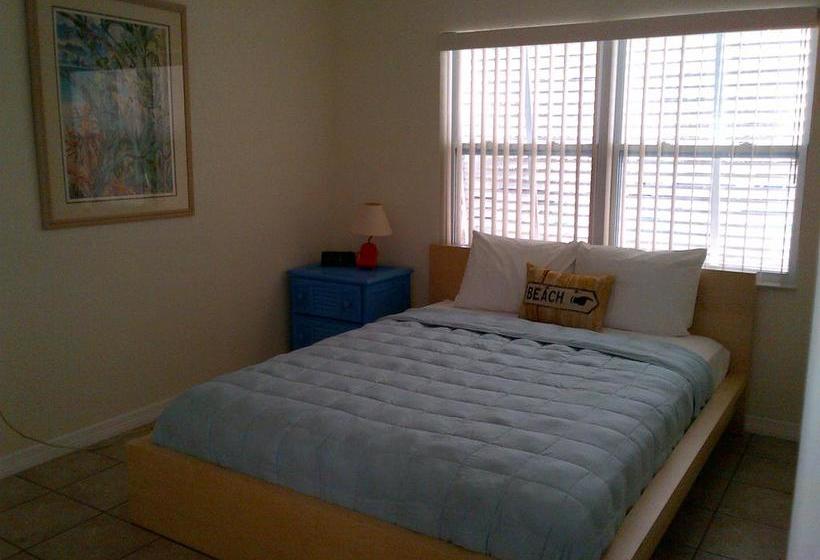 בית מלון כפרי The Bungalows