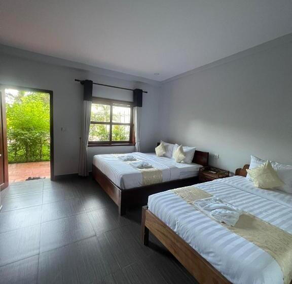 فندق The Moon Kampot Boutique