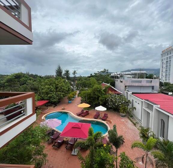 فندق The Moon Kampot Boutique