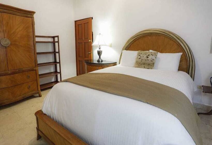 בית מלון כפרי Hostal Del Mar