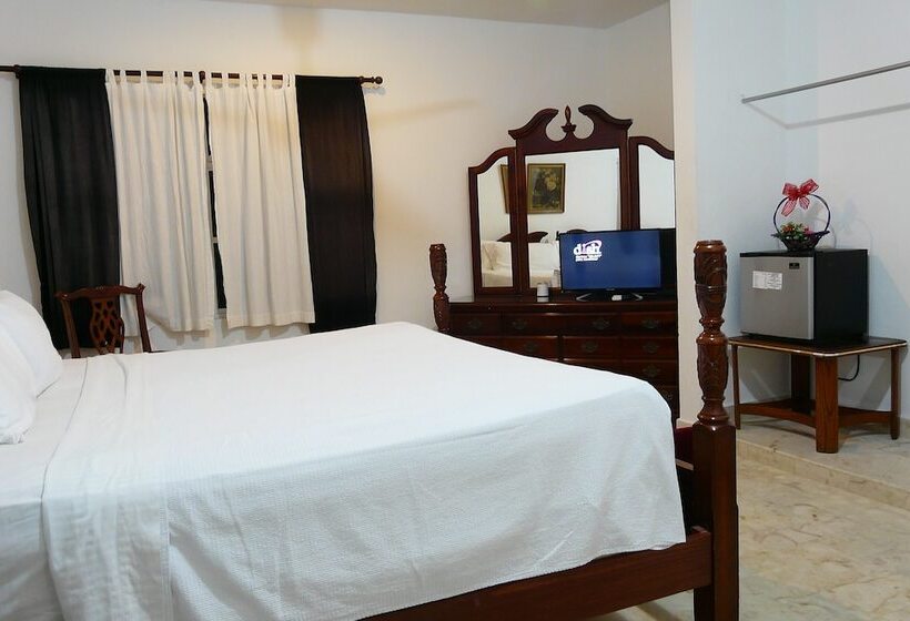 בית מלון כפרי Hostal Del Mar