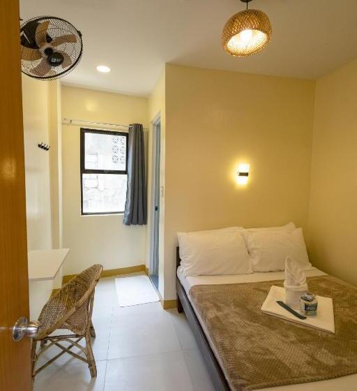 هتل Zuric Pension House