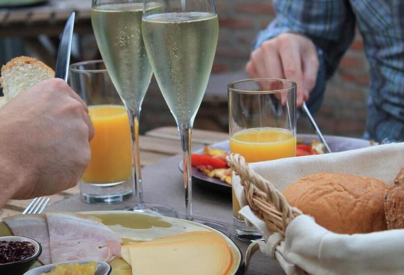 Maas&mechelen B&b Massage & Wellness