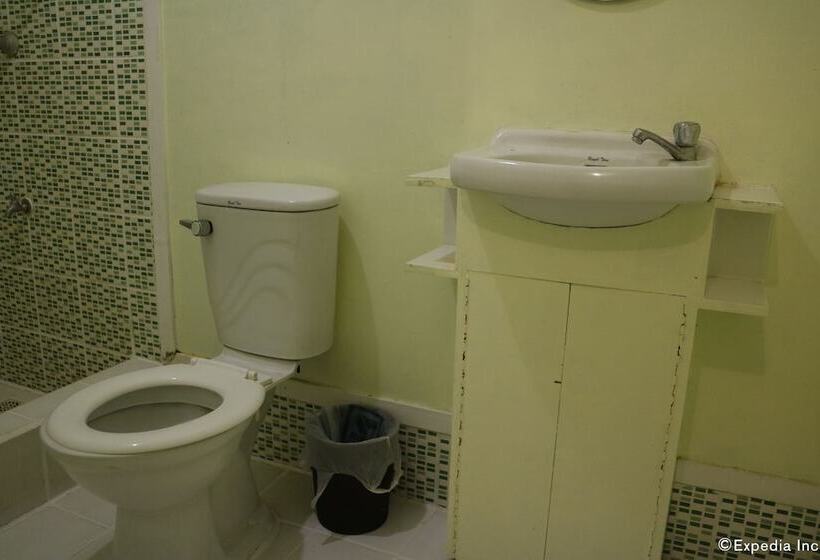 Mainstreet Pension House By Reddoorz