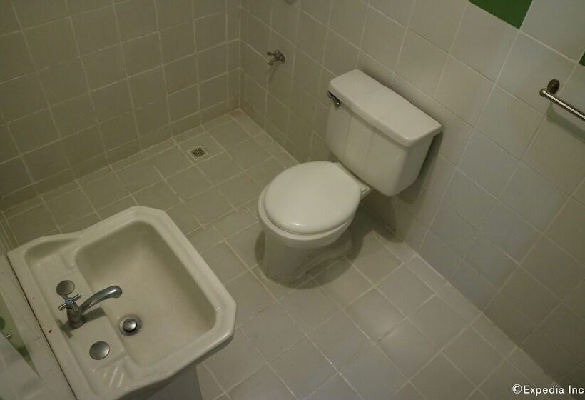 Mainstreet Pension House By Reddoorz