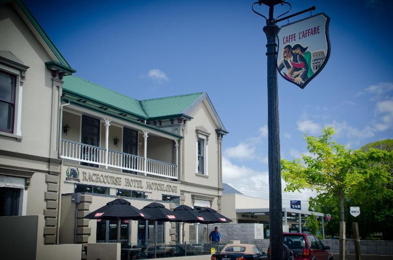 汽车旅馆  Racecourse Hotel And Motor Lodge