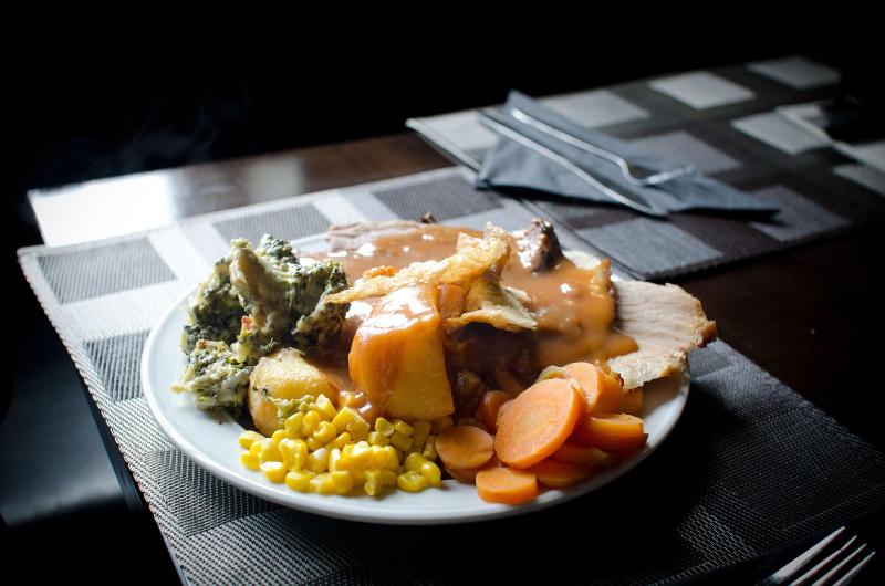 汽车旅馆  Racecourse Hotel And Motor Lodge