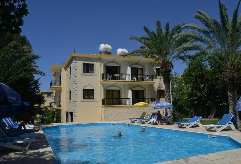 Odysseas & Eleni Hotel Apartments