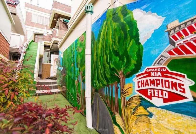 Pedro S House   Hostel