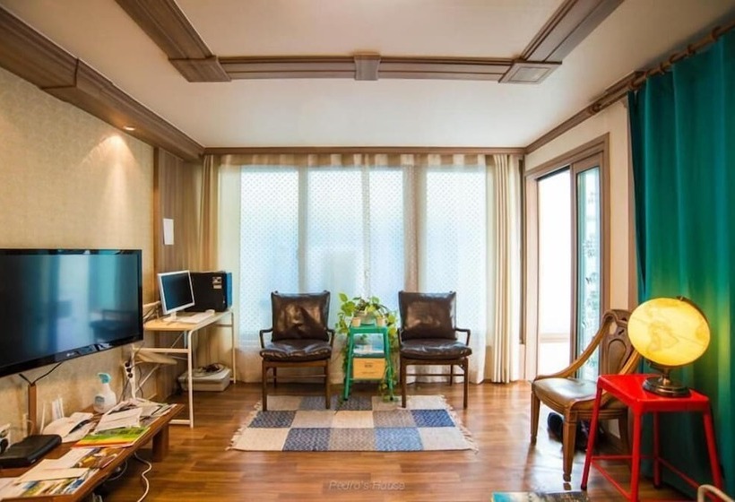 Pedro S House   Hostel