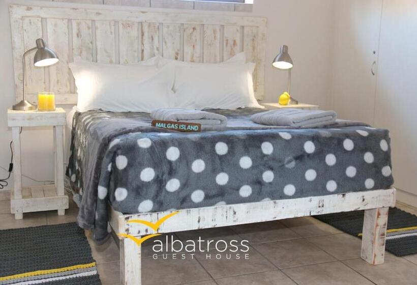 펜션 Albatross Guesthouse