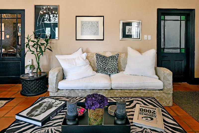 پانسیون Ashbourne Boutique Guest House