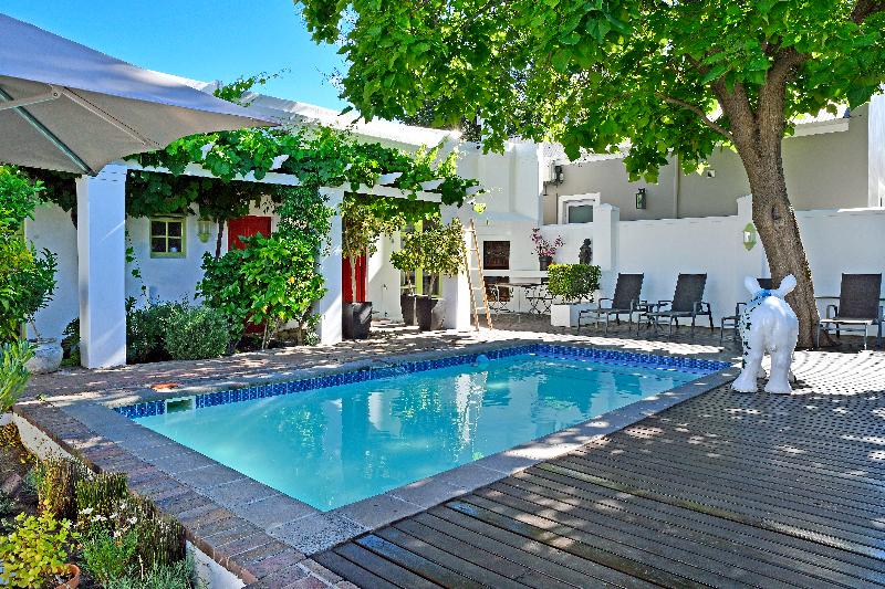 پانسیون Ashbourne Boutique Guest House