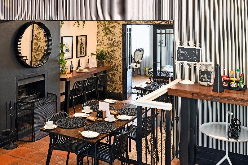 پانسیون Ashbourne Boutique Guest House