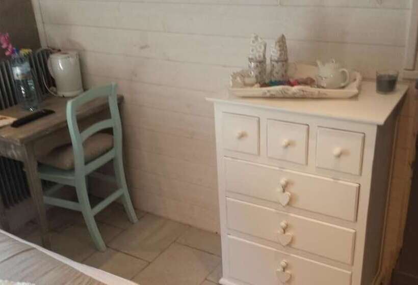 פנסיון Aux Délices D'elise