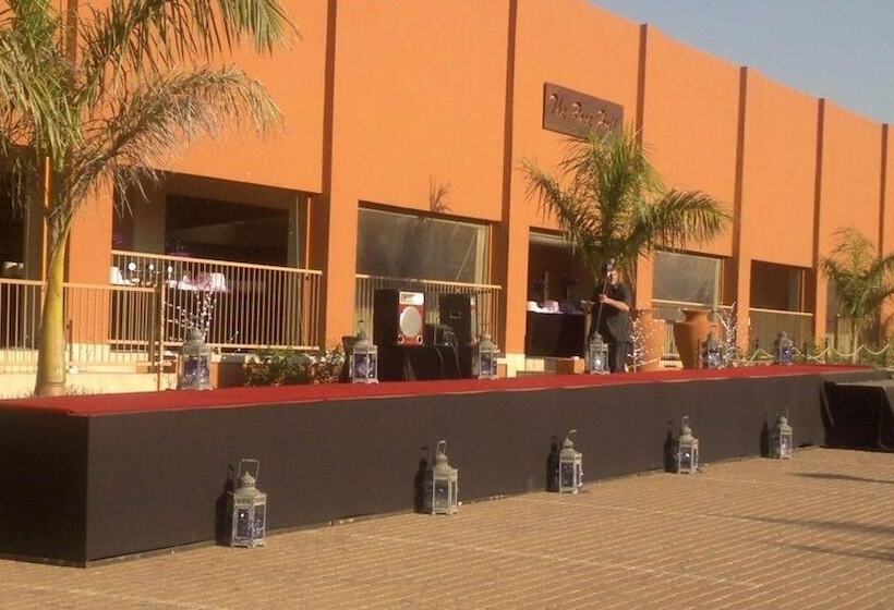 Пансион Batter Boys Guest House