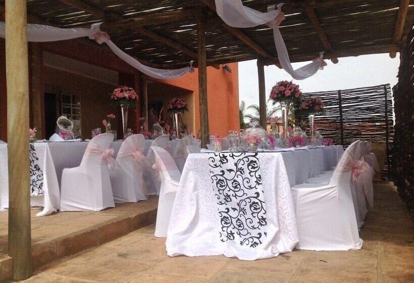 Пансион Batter Boys Guest House