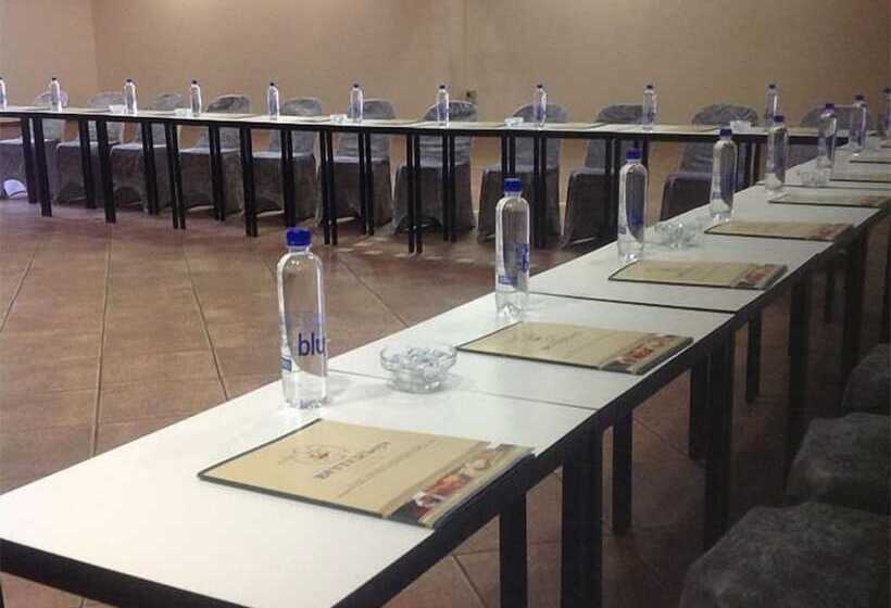 Пансион Batter Boys Guest House