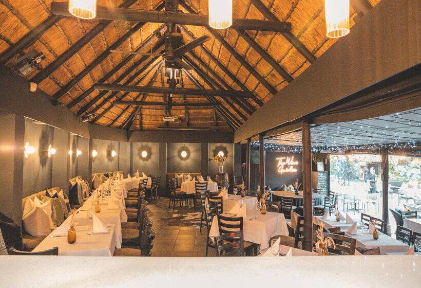 膳宿费 Beside Still Waters Boutique