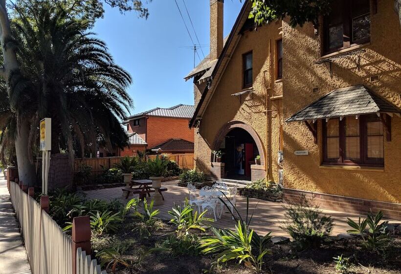 پانسیون Burwood Bed And Breakfast