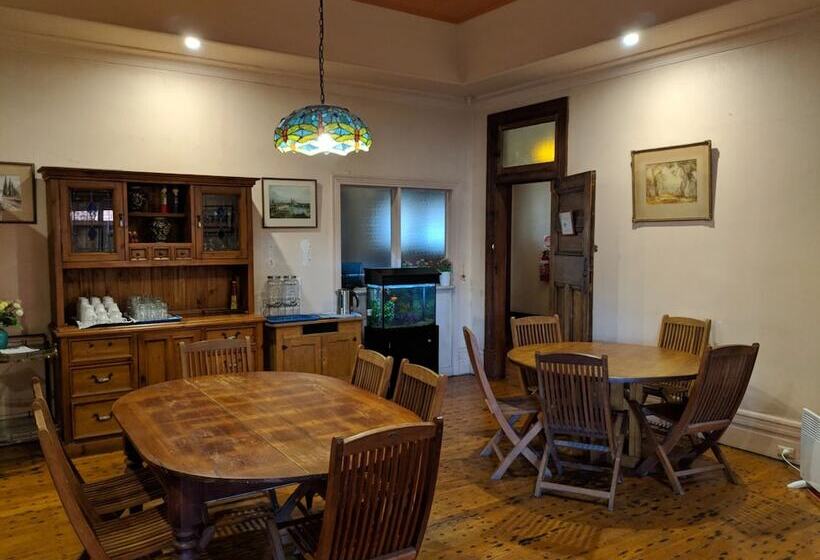 پانسیون Burwood Bed And Breakfast