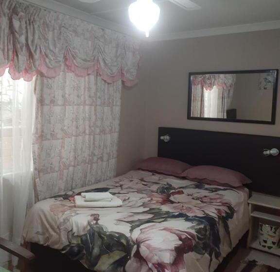 펜션 Jothams Bed & Breakfast Or Self Catering