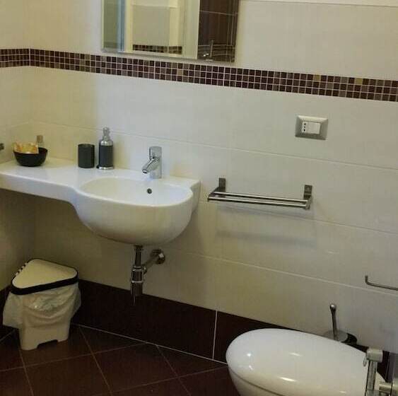 پانسیون L Antica Caserma