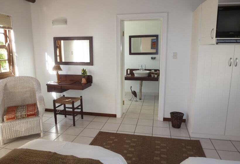 פנסיון Langeberg Guest Lodge